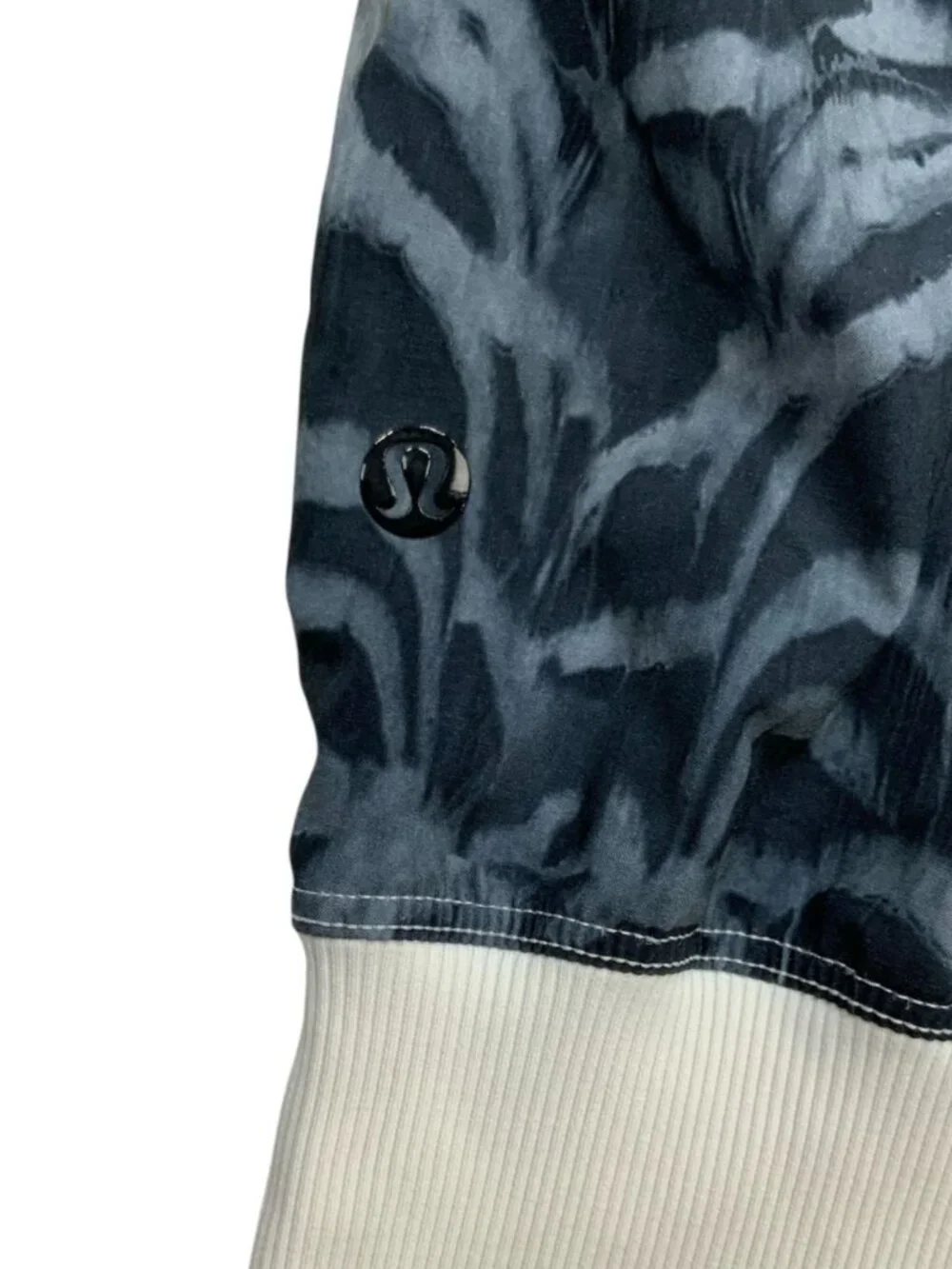 lululemon athletica this lululemon